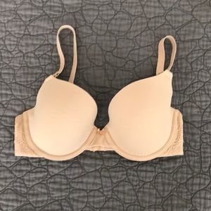 Motherhood nursing bra. Nude, size 32D.